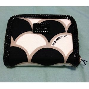 LG - 50's Scallop Print French Zip Wallet